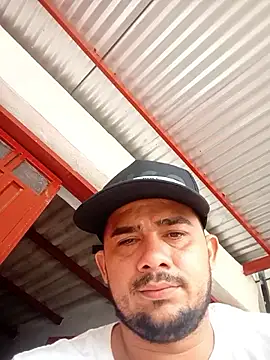 yeffito1 online show from March 10, 2026, 6:35 pm