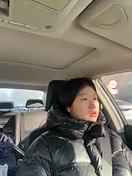 Fengbaby-555 online show from February 7, 2026, 1:20 am