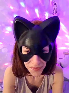 Snapshot of SecretIna chatting on February 28, 2026, 9:16 pm SecretIna online show from February 28, 2026, 9:16 pm