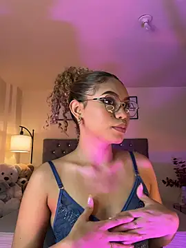 OxanaFedorova1- online show from February 18, 2026, 9:11 pm