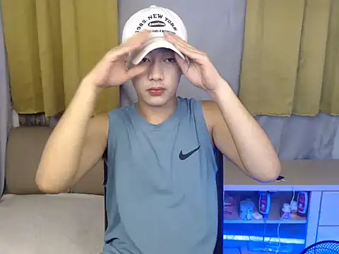 Snapshot of mr_chandy chatting on September 17, 2025, 11:12 am mr chandy online show from September 17, 2025, 11:12 am