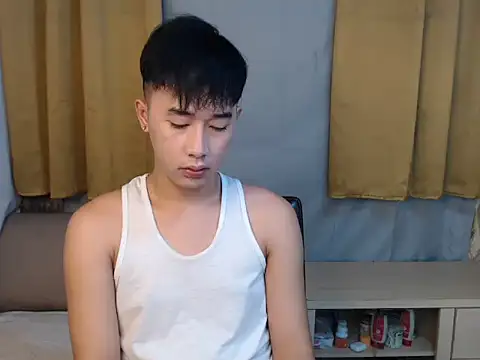 Snapshot of mr_chandy chatting on September 24, 2025, 10:29 am mr chandy online show from September 24, 2025, 10:29 am