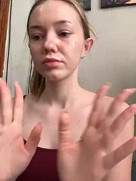 MilaMoone online show from January 17, 2026, 10:09 am