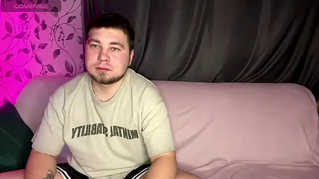 Snapshot of coupleinspire chatting on February 24, 2026, 8:07 pm coupleinspire online show from February 24, 2026, 8:07 pm