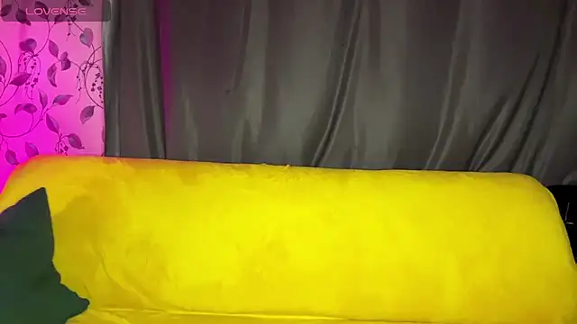 Snapshot of coupleinspire chatting on March 1, 2026, 8:44 pm coupleinspire online show from March 1, 2026, 8:44 pm