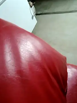 linameii online show from January 11, 2026, 3:33 am