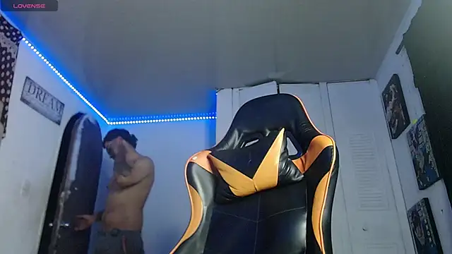 Chrys harris77 online show from November 29, 2025, 4:37 am