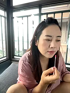 Kayla-love online show from October 30, 2025, 2:35 am