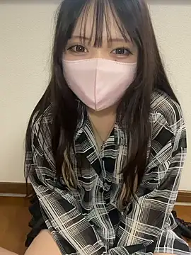 Snapshot of Yua_nyan_cute chatting on October 19, 2025, 6:47 am Yua nyan cute online show from October 19, 2025, 6:47 am