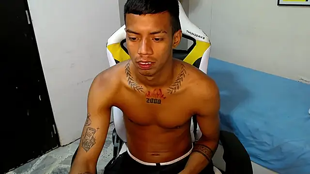 Snapshot of Nando_coll chatting on November 1, 2025, 12:18 pm Nando coll online show from November 1, 2025, 12:18 pm