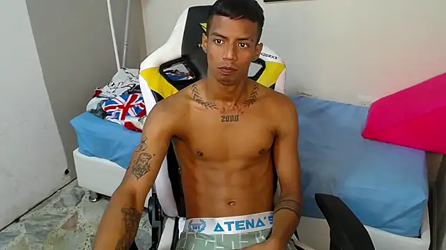 Snapshot of Nando_coll chatting on November 13, 2025, 1:10 pm Nando coll online show from November 13, 2025, 1:10 pm