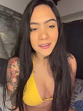 Snapshot of liahouses chatting on February 5, 2026, 12:04 am liahouses online show from February 5, 2026, 12:04 am