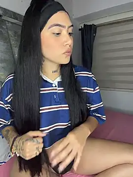 Snapshot of liahouses chatting on February 16, 2026, 11:56 pm liahouses online show from February 16, 2026, 11:56 pm