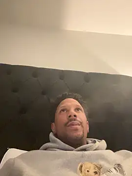 smuckle899 online show from September 30, 2025, 5:45 am