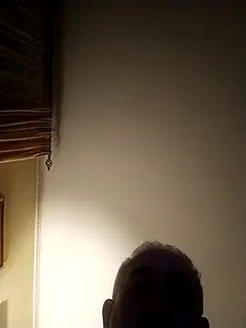 Snapshot of ficosi chatting on November 3, 2025, 12:13 am ficosi online show from November 3, 2025, 12:13 am