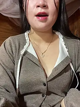 Snapshot of violet-00 chatting on January 19, 2026, 1:20 am violet-00 online show from January 19, 2026, 1:20 am