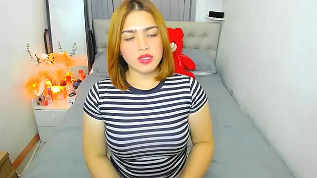 BubbbleButtDemi online show from February 1, 2026, 7:29 am