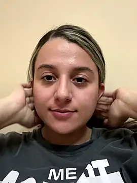 katiaa lovv online show from January 13, 2026, 9:09 pm