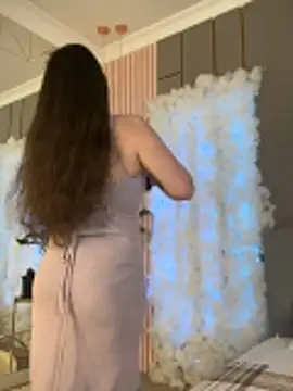 GabiBatista online show from February 8, 2026, 5:22 am