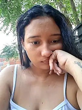 Snapshot of young_dairy01 chatting on February 26, 2026, 12:15 pm young dairy01 online show from February 26, 2026, 12:15 pm