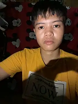 Snapshot of Obre17 chatting on September 29, 2025, 2:06 am Obre17 online show from September 29, 2025, 2:06 am