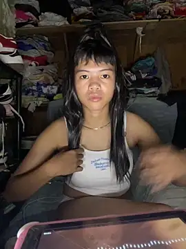 Snapshot of Obre17 chatting on October 9, 2025, 9:07 am Obre17 online show from October 9, 2025, 9:07 am