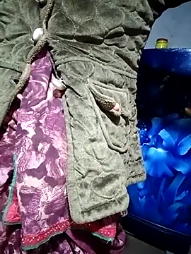 Lona2525 online show from December 4, 2025, 6:16 pm