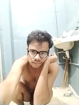 sexybobby13 online show from February 11, 2026, 8:41 am