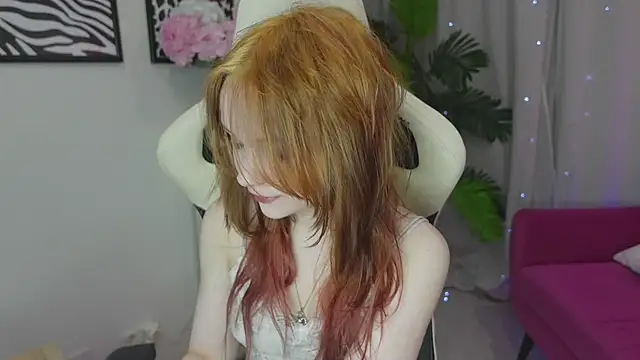 Staymonica online show from February 25, 2026, 12:48 pm