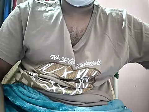 Snapshot of mallu_boy_23 chatting on October 3, 2025, 10:07 pm mallu boy 23 online show from October 3, 2025, 10:07 pm