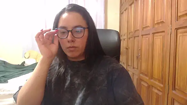 Snapshot of Venus_cat_ chatting on February 9, 2026, 9:30 pm Venus cat online show from February 9, 2026, 9:30 pm