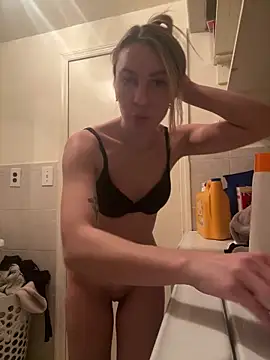 Snapshot of AmberLustXXX chatting on February 7, 2026, 1:53 am AmberLustXXX online show from February 7, 2026, 1:53 am