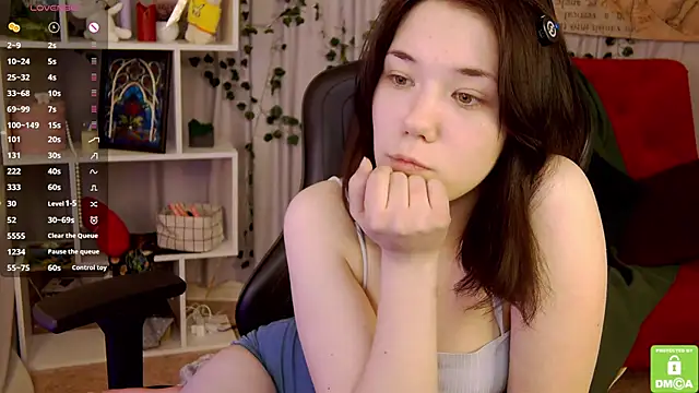 Kelly foox online show from March 3, 2026, 11:38 am