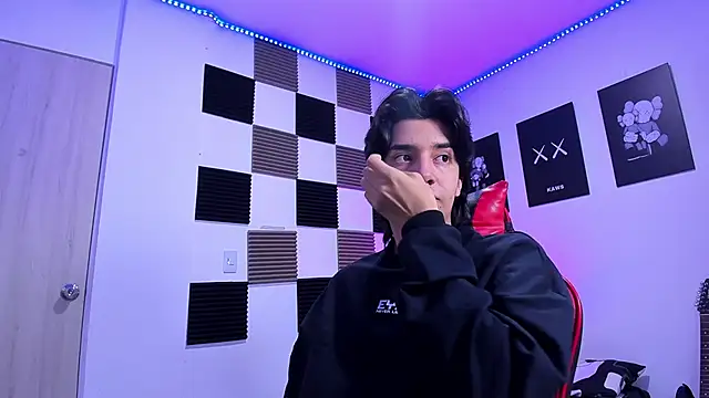 Snapshot of jeycobb chatting on February 8, 2026, 11:57 am jeycobb online show from February 8, 2026, 11:57 am