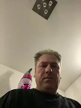 Snapshot of Sklavekay chatting on March 1, 2026, 10:45 pm Sklavekay online show from March 1, 2026, 10:45 pm