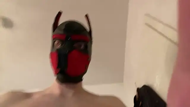 MolleDolle online show from February 25, 2026, 4:27 pm