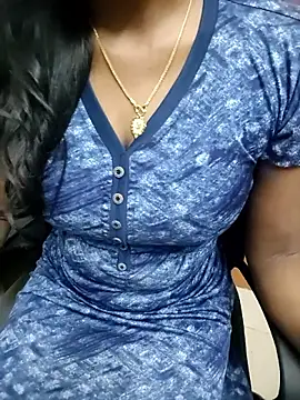 Tamilmallu-duskygirl03 online show from January 31, 2026, 7:11 pm