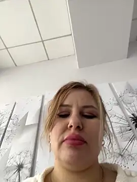 Passion-Blondy online show from February 13, 2026, 12:56 pm