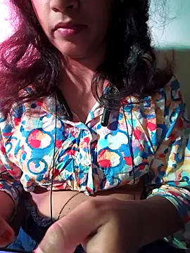 Snapshot of Royal_Shona chatting on November 23, 2025, 5:24 pm Royal Shona online show from November 23, 2025, 5:24 pm