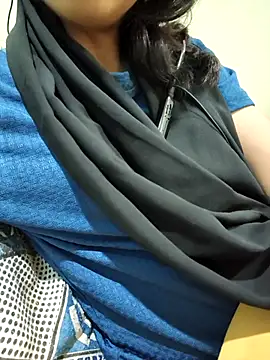 Snapshot of Royal_Shona chatting on January 15, 2026, 7:06 pm Royal Shona online show from January 15, 2026, 7:06 pm