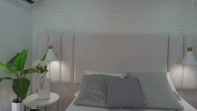 Snapshot of nina_gb chatting on March 2, 2026, 8:37 pm nina gb online show from March 2, 2026, 8:37 pm