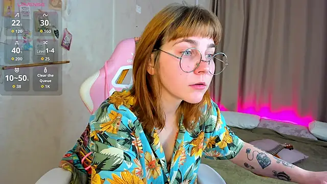 Snapshot of Rene_Shine chatting on November 5, 2025, 9:20 am Rene Shine online show from November 5, 2025, 9:20 am