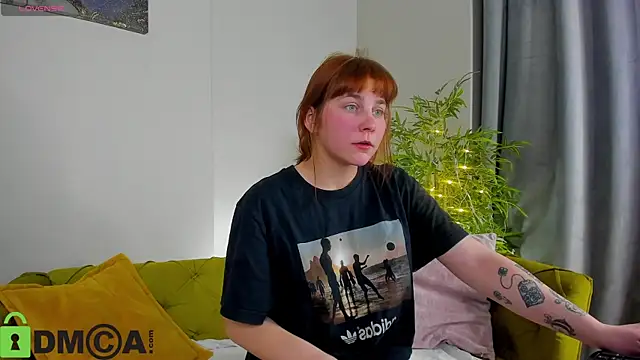 Snapshot of Rene_Shine chatting on November 30, 2025, 5:39 pm Rene Shine online show from November 30, 2025, 5:39 pm