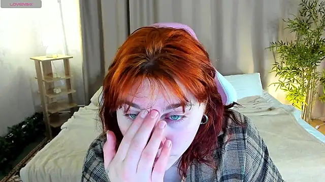 Snapshot of Rene_Shine chatting on January 19, 2026, 4:11 pm Rene Shine online show from January 19, 2026, 4:11 pm