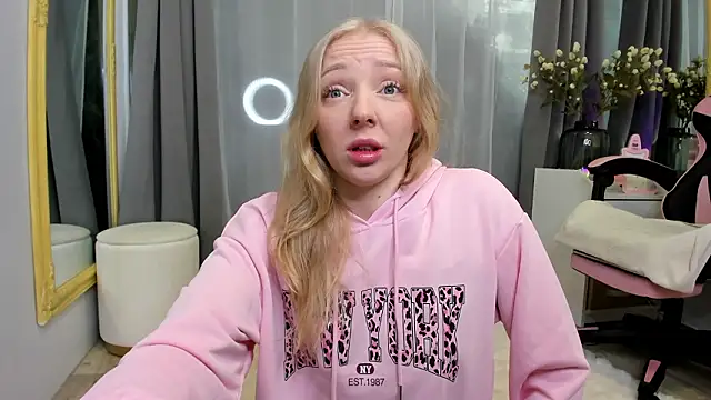 SundyRose online show from February 28, 2026, 8:59 am