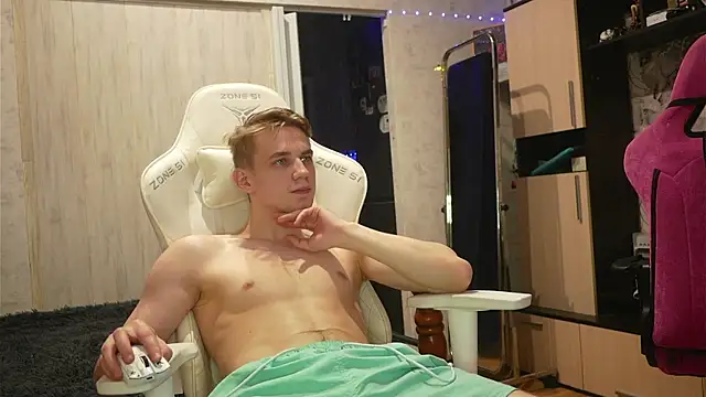 Snapshot of MIKE_GOD19 chatting on October 11, 2025, 8:07 pm MIKE GOD19 online show from October 11, 2025, 8:07 pm