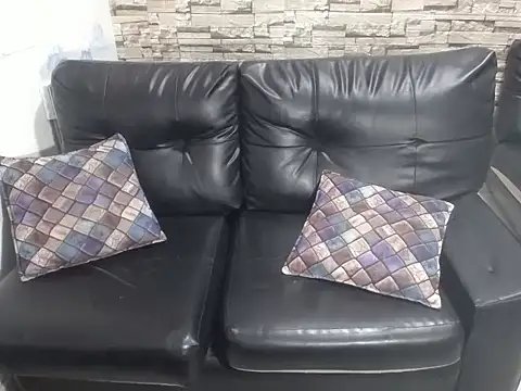 Snapshot of rom_weasley chatting on October 26, 2025, 10:21 am rom weasley online show from October 26, 2025, 10:21 am