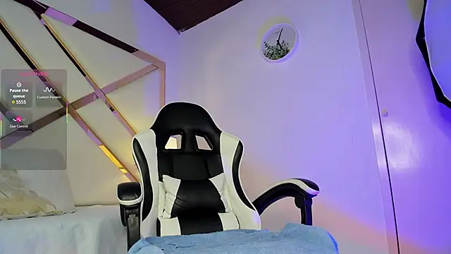 Snapshot of Justin_valverde chatting on January 18, 2026, 2:59 am Justin valverde online show from January 18, 2026, 2:59 am