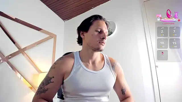 Snapshot of Justin_valverde chatting on March 3, 2026, 2:50 am Justin valverde online show from March 3, 2026, 2:50 am