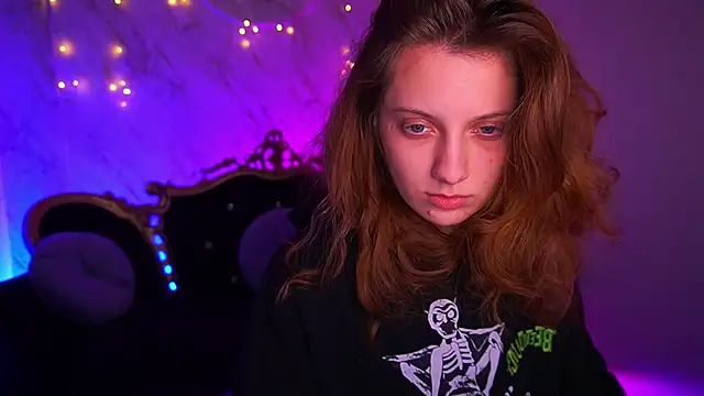 CuteeFoxy online show from January 17, 2026, 2:55 pm